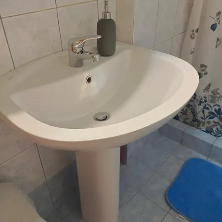 Stefkas Apartment2 *