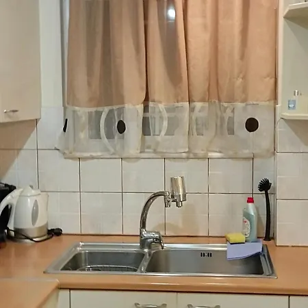 Stefkas Apartment2 דירה