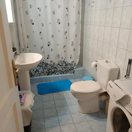 Stefkas Apartment2 פאטרה