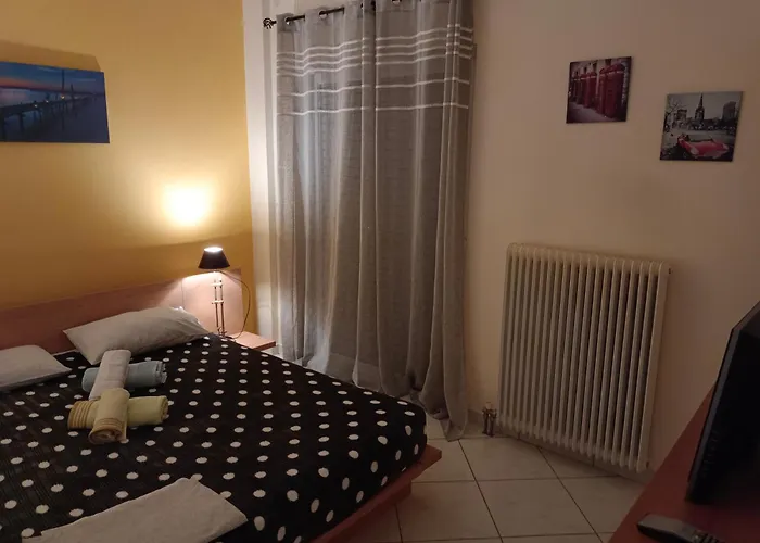 Stefkas Apartment2 * Patras